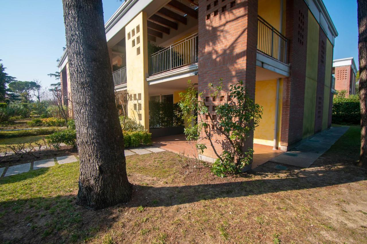Lato Soleggiato @Gardazzurro Apartment ปาเดงเก ซุล การ์ดา ภายนอก รูปภาพ